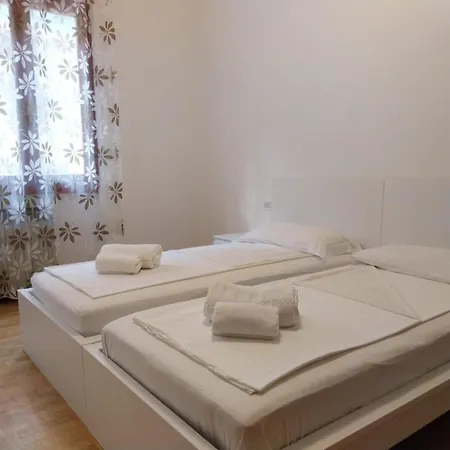 Apartment Casa Gabriel Toscolano Maderno